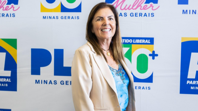 PL oficializa candidatura de Gláucia Santiago a deputada federal por Minas Gerais