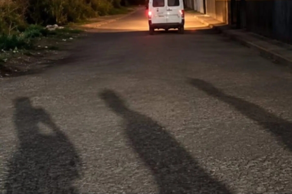 Justiça condena homem por chamar empresa de guincho de “máfia do reboque” nas redes sociais, em Itaúna