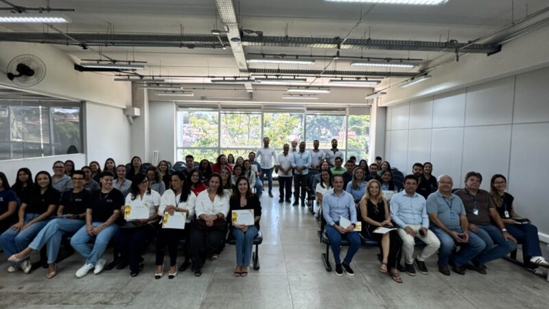 Prefeitura de Itaúna homenageia empresas parceiras do 2º Feirão de Empregos