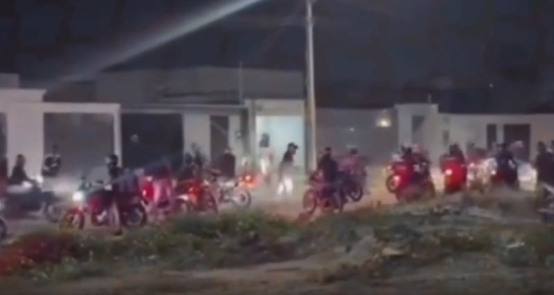 Vídeo: entregador é agredido por buzinar e grupo de motoboys depreda casa de cliente no Pará