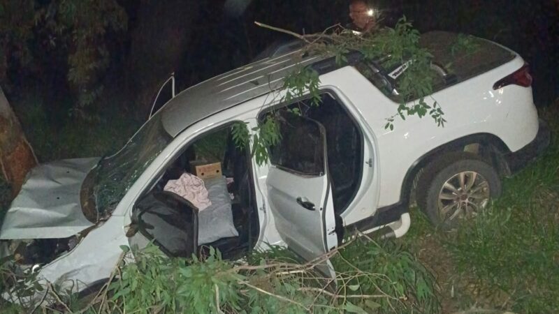 Ultrapassagem perigosa provoca colisões e quatro pessoas ficam feridas na MG 050, em Itaúna